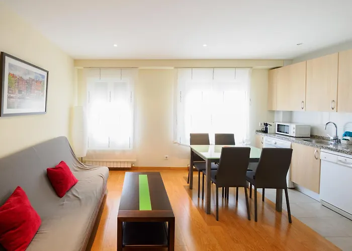 דירה El Patio De Miren זמורה